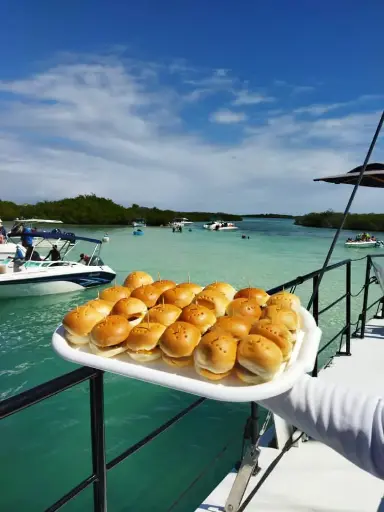 Mini Hamburguersas tipo bocado (40 unidades)