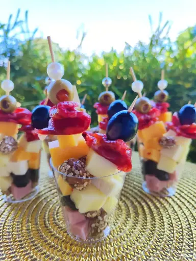 Shot de Embutidos (30 unidades de 2 onz)